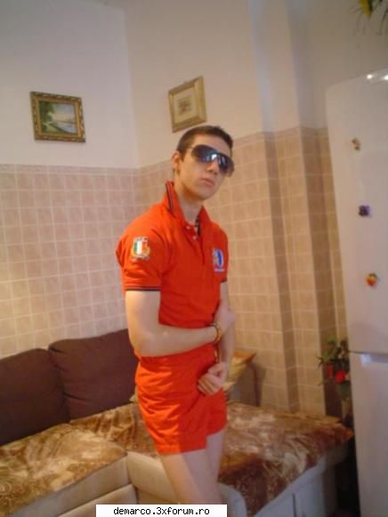aici va puteti lasa poza si id-ul vostru de messenger ...