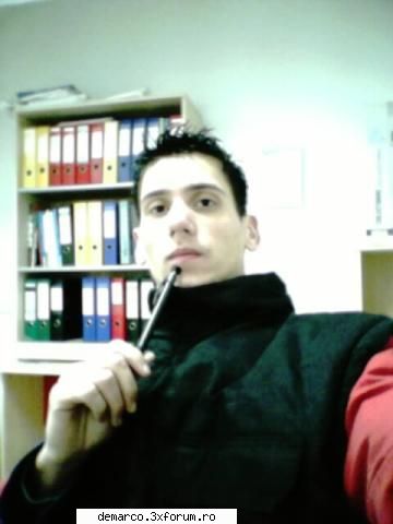 mihaidodoc aici va puteti lasa poza si id-ul vostru de messenger ...