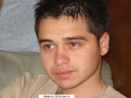 kkristake aici va puteti lasa poza si id-ul vostru de messenger ...