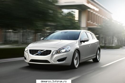 Noul Volvo V60, breakul derivat din S60 - După ce suedezii au cam rupt gura t�rgului - = AUTOSHOW =